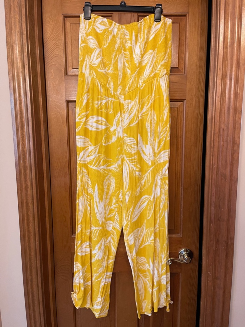 City Chic Yellow and White Strapless Leaf-Print Jumpsuit Stretch 14/16 1X